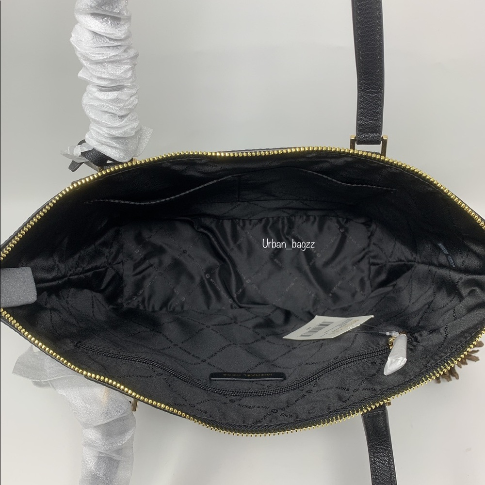 Michael Kors Charlotte Large Top Zip Tote - Picture 8 of 8